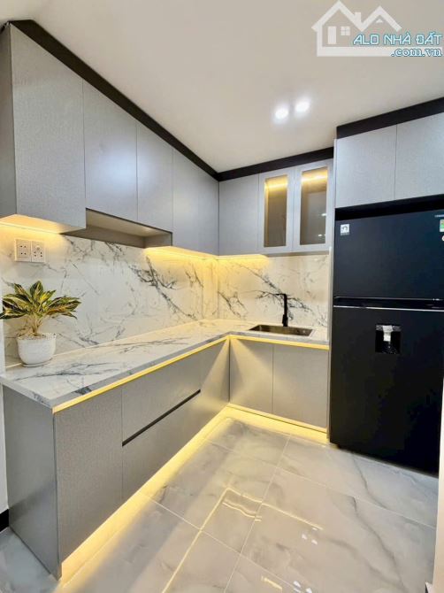 Cần bán nhà vị trí đắc địa mặt tiền Đào Tông Nguyên, Nhà bè, DT 5x14m. Giá 4,79 tỷ - 12