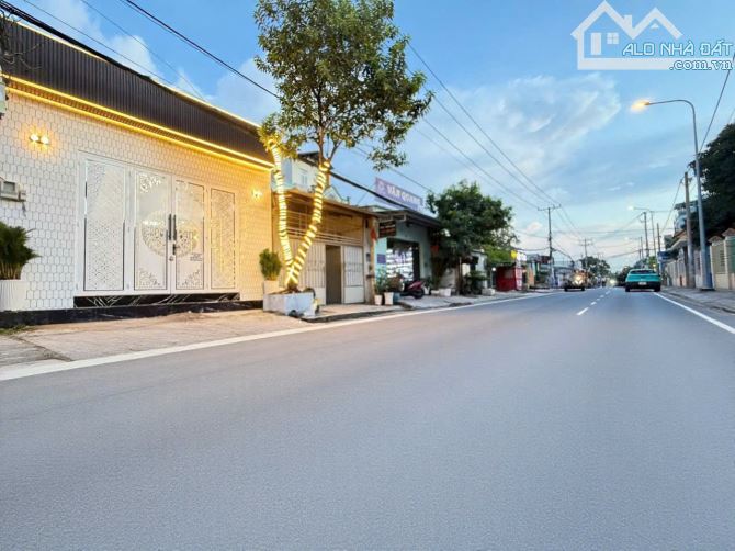 Cần bán nhà vị trí đắc địa mặt tiền Đào Tông Nguyên, Nhà bè, DT 5x14m. Giá 4,79 tỷ - 13