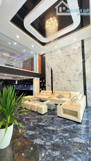 BIỆT THỰ HỒ BƠI GỐC NGÃ TƯ SÁT ÔNG ÍCH KHIÊM HẢI CHÂU 3.5 TẦNG DT 114M NGANG 8M HƠN 8TY - 14