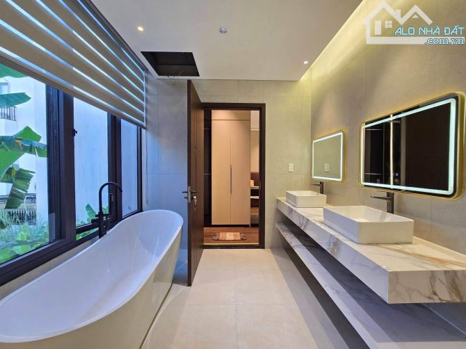 Bán Villa hồ bơi 150m2 - 4PN - MT đường 10m5 Phan Bá Vành, Khu Biệt thự Ven sông Hàn, ĐN - 2