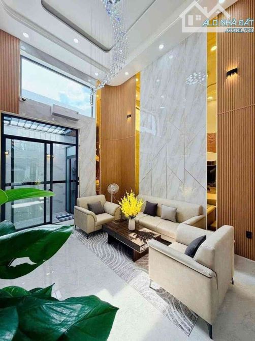Gò Vấp - Nguyễn Văn Khối MT xe hơi - Thang máy xịn - 3