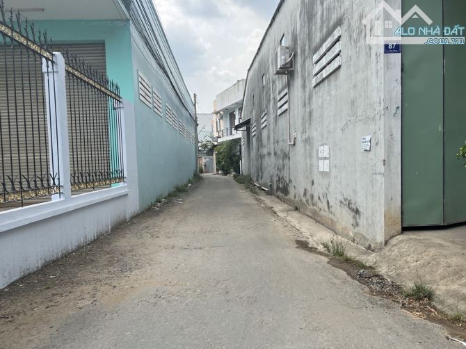 Bán 725 m2 đất có thổ cư mặt đường nhựa xe 16 chỗ cách Lê Việt Thắng 70m,phường 5 Mỹ Tho - 4