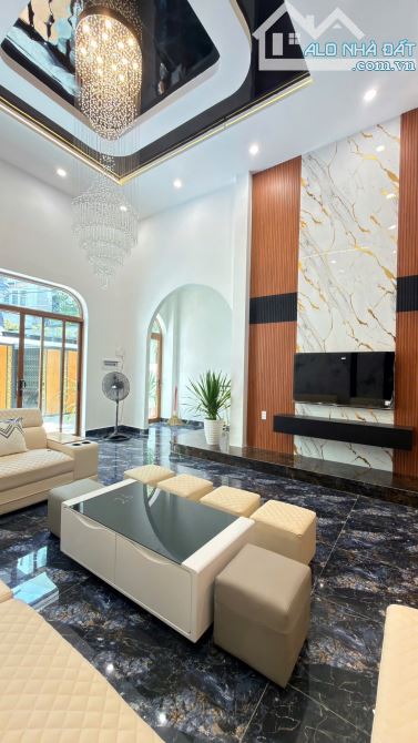 🔥HẠ SÂU 500 TRIỆU BIỆT THỰ CÓ HỒ BƠI GỐC NGÃ TƯ 2MK OTO 5M TT HẢI CHÂU 8.XTỶ - 4