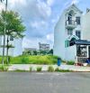Bán gấp 100m2 đất MT đường Thanh Niên, sát vách Vinhomes Hóc Môn, giá 12tr/m2.