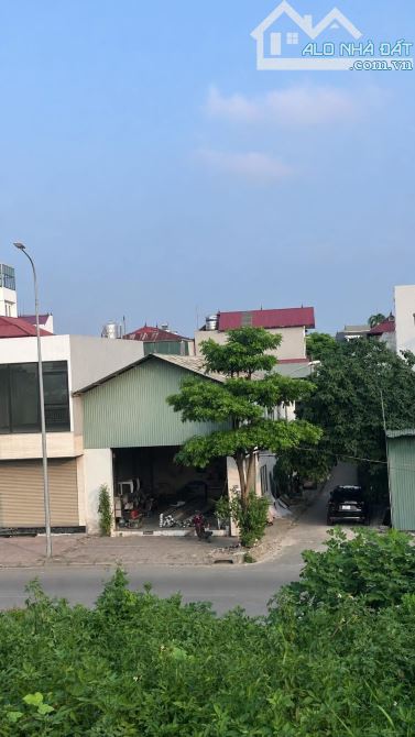 CHO THUÊ MBKD/KHO NAM ĐUỐNG – ĐỨC GIANG – 72M² – LÔ GÓC 2 MẶT TIỀN- 10 TRIỆU- 2026