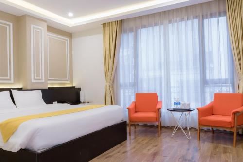 Bán khách sạn 9 tầng Lê Đức Thọ, Mỹ Đình dòng tiền ổn định 3,6 tỷ/năm. Giá 119 tỷ có TL - 1