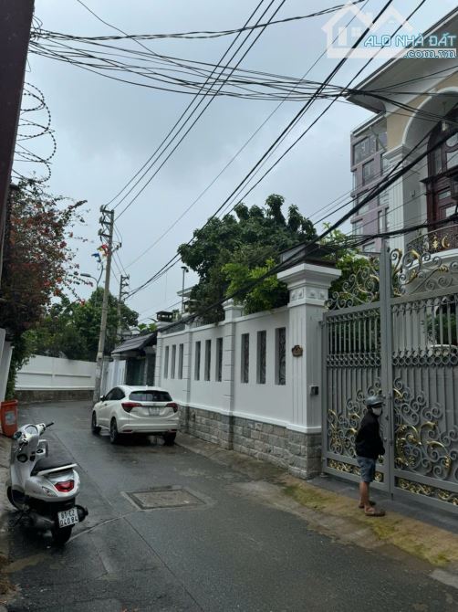 Biệt Thự Đẳng Cấp Thảo Điền- 14x25m2 CN 303m2- Hầm 3 tầng-  70 Tỷ TL - 7