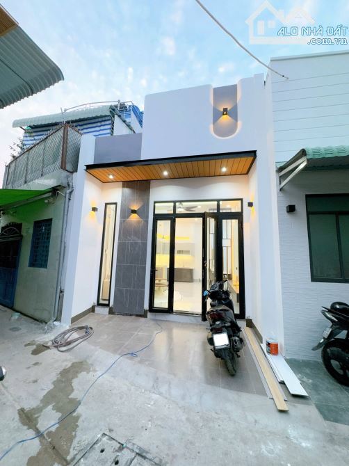 Siêu phẩm mới ra lò, SHR, 71,6m2, Giá 720 Triệu, Xã Tân Phú Trung.