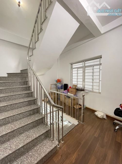 Nhà tại Đông Dư - 86m2 - Có sân vườn - Chủ thành đạt - Đầy đủ nội thất - 1