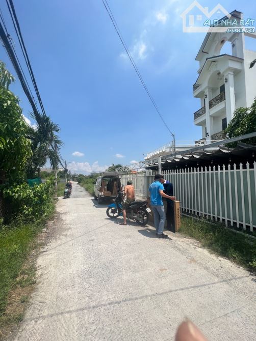 ĐUÒNG XE TẢI THÔNG BÌNH CHÁNH SÁT MĂT TIỀN ĐOÀN NGUYÊN TUẤN 141M2 UIAS 4,1 TỶ - 3