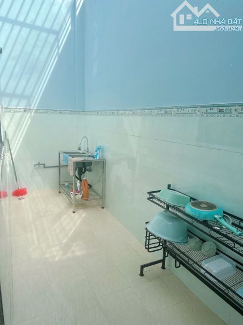 Nhà khu đường 12B Khang Điền. DT: 100m2 - 5 Tầng. Giá: 9,9 Tỷ - 4