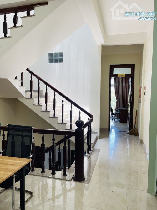 Cho thuê nhà 3 tầng đường 7,5m HỒ TRUNG LƯỢNG - HÒA XUÂN - hướng Tây Nam - 5