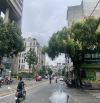 Mảnh đất vàng Phố Nguyễn Hoàng, 810m2, MT 30m lô góc 3 mặt đường, giá 202 tỷ