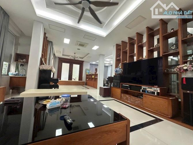 60 TỶ - BIỆT THỰ VIP LINH ĐÀM 238M2 - LÔ GÓC 2 MẶT ĐƯỜNG - 10