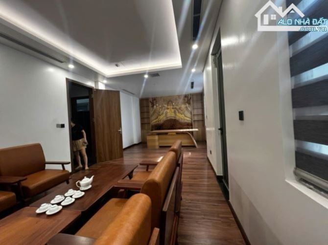 Bán Biệt Thự song lập khu đô thị VIP The menor Nguyễn Xiển 160m 4 tầng giá 64 tỷ - 1