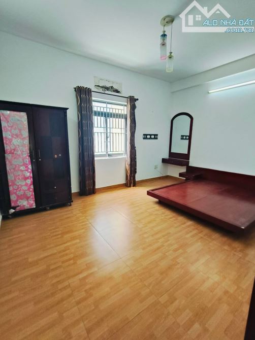 🌊 NHÀ MẶT TIỀN 4 TẦNG VIEW CÔNG VIÊN - NGAY ĐẠI HỌC KINH TẾ TPHCM - 5X20 💸 Giá CHỈ 7.xTỶ - 5