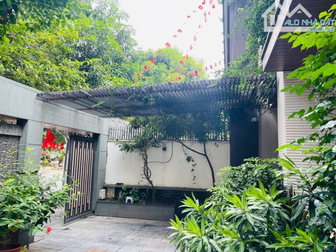 Biệt thự KĐT Linh Đàm, Vỉa hè sạch đẹp, Hàng xóm tinh hoa, 200m², 4T, MT 10m, Giá 71.8 tỷ. - 8