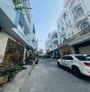 KHU PHÂN LÔ NGAY CHỢ BÀ HOM - NHÀ ĐẸP 3 TẦNG NGANG LỚN 5.5M - HƠN 5 TỶ Ở NGAY.