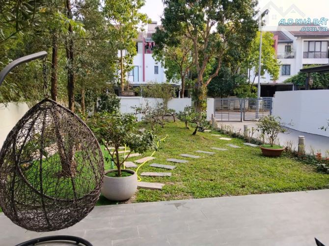 BÁN BIỆT THỰ SÂN VƯỜN KHU ĐÔ THỊ GAMUDA, YÊN SỞ, 360M, 3 TẦNG, NỘI THẤT ĐẲNG CẤP, 125 TỶ