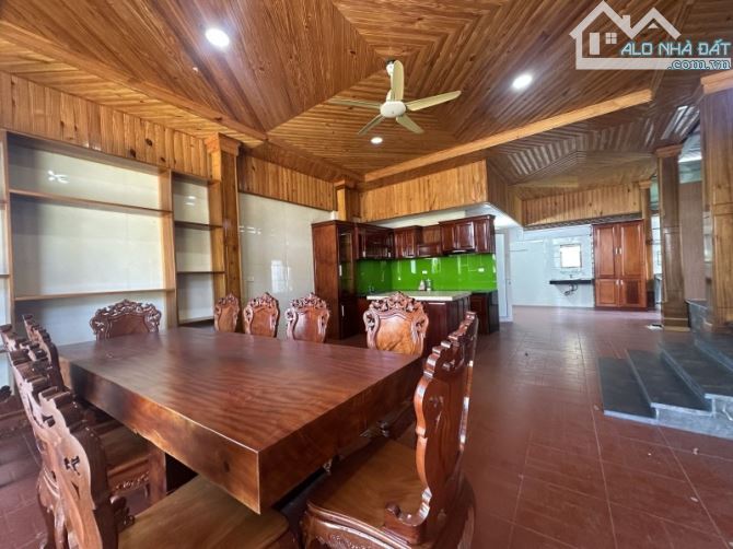 Bán biệt thự Đà Nẵng. 750m2 ngang 28m, lô góc. Khu Lệ Sơn, cạnh trục Nam Kỳ Khởi Nghĩa