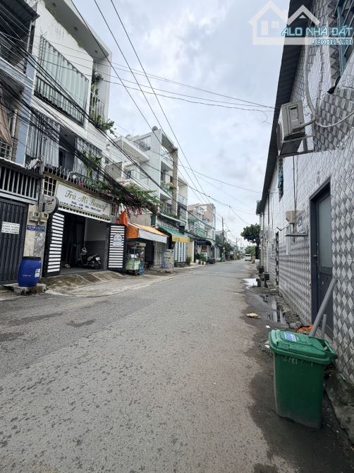Bán Đất 1/ Gò Cát - 62m2 - Gần Vòng Xoay Nguyễn Duy Trinh- Phú Hữu - Chỉ 4,5 Tỷ