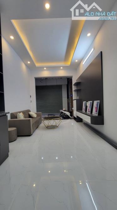 Nhà Mới 5 Tầng Gần Tố Hữu Hà Đông 34m² Chỉ Hơn 6 Tỷ - 1