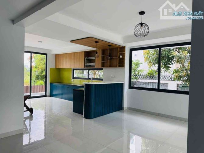 🍳BIỆT THỰ MẶT TIỀN NB GẦN BX Q8 200M2 10x20 4 TẦNG 10PN NỘI THẤT CAO CẤP 💸 CHỈ 13.x TỶ - 2
