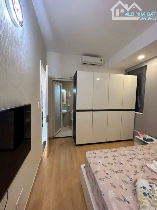 Giá tốt * Bán căn hộ 2PN 83M2 Vũng Tàu Melody, full nội thất + sổ hồng , giá chỉ 3.4 tỷ - 4