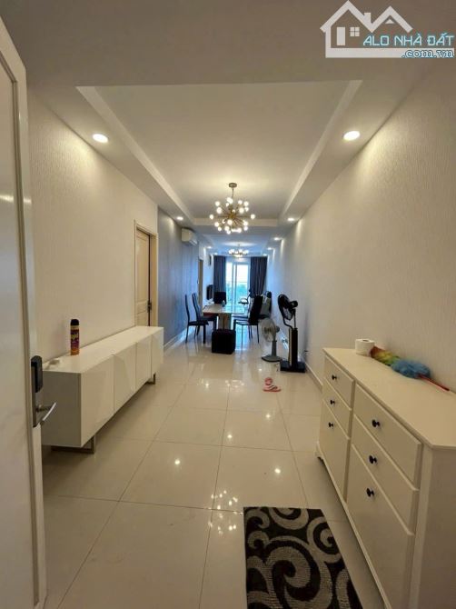 Giá tốt * Bán căn hộ 2PN 83M2 Vũng Tàu Melody, full nội thất + sổ hồng , giá chỉ 3.4 tỷ - 6