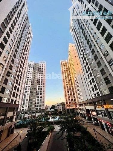 BÁN GẤP căn hộ cao cấp Richstar 1- vị trí vàng ngã tư Hòa Bình- Tô Hiệu, Q Tân Phú