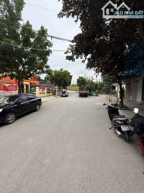 bán nhà phân lô, bẩy tầng thang máy nhập khẩu lô góc 160 m 46 tỷ - 1