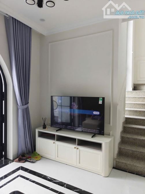 Chỉ với 2 tỷ 880 triệu đã sở hữu ngay Villa Tân Cổ Điển Phạm Đình Toái - phường Thủy Xuân - 2