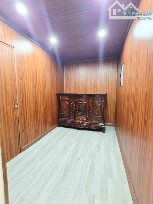 Hiếm 8.2 Tỷ/ 52 m2/ 3 tầng/Nhà Đẹp Phúc Lợi - 2