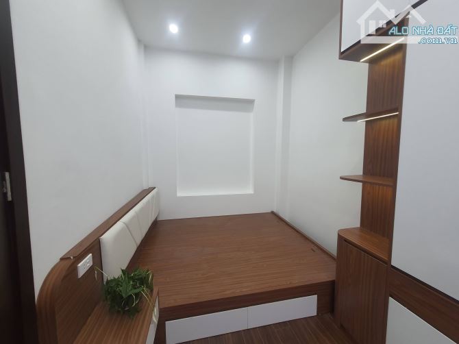 5.5 TỶ – 17/22M2 – 5 TẦNG – 3 NGỦ – 10M RA PHỐ – BẠCH MAI – PHỐ HUẾ – HAI BÀ TRƯNG - 9
