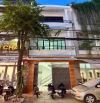 Bán nhà 3tầng mặt tiền Ng Thị Minh Khai 44m2 ngang4m giá 10.5tỷ