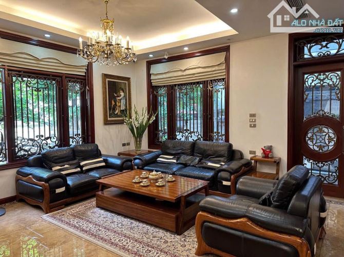 BIỆT THỰ TAM TRINH - MẶT TIỀN 8M - VỈA HÈ, 145M2, 5 TẦNG CHỈ 59.88 TỶ