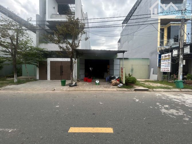 🔥 Hoà Phú 9 , đường 7m5 , dt 90m2 ngang 5m hướng đông nam , gả nhanh 5,6