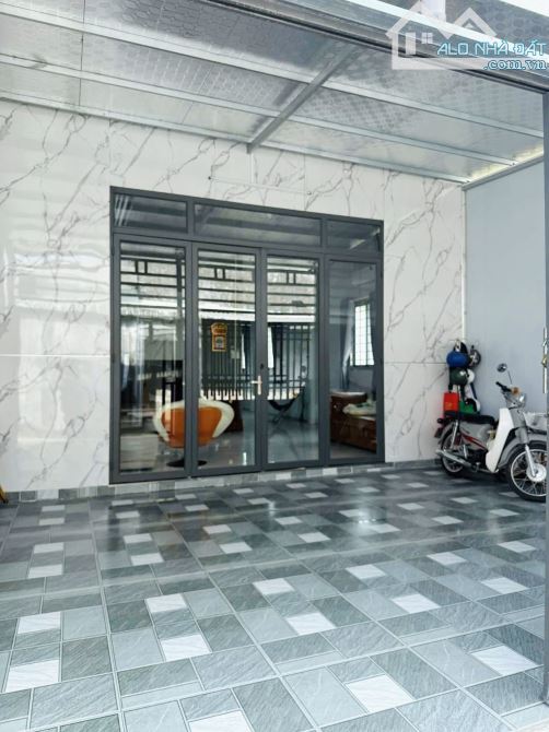 BÁN NHÀ TRỆT RỘNG RÃI HẺM NHÁNH BỜ KÈ RẠCH CÁI SƠN- MƯƠNG KHAI GẦN LỘ 40M LÊ PHƯỚC THỌ