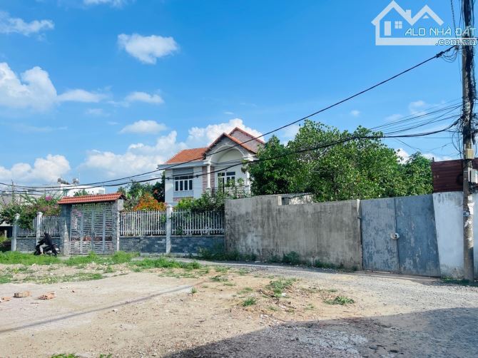 NGANG 10M- LÔ GÓC 2 MẶT TIỀN CỰC ĐẸP - NGUYỄN THỊ THỬ - XE HƠI THÔNG - XÂY DỰNG TỰ DO - 1