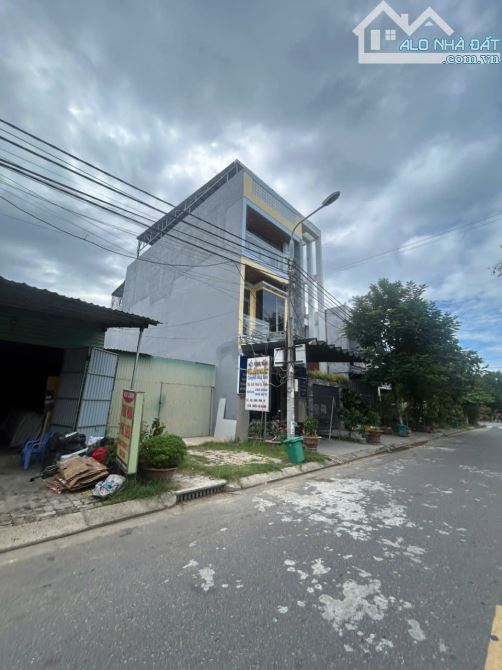 🔥 Hoà Phú 9 , đường 7m5 , dt 90m2 ngang 5m hướng đông nam , gả nhanh 5,6 - 1