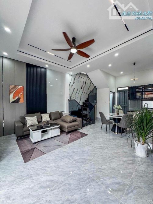NHÀ HẺM 108 ĐƯỜNG TRẦN QUANG DIỆU CHỈ CÁCH CHỢ CẦU VÁN 150M THÔNG ĐƯỢC RA VÕ VĂN KIỆT - 2