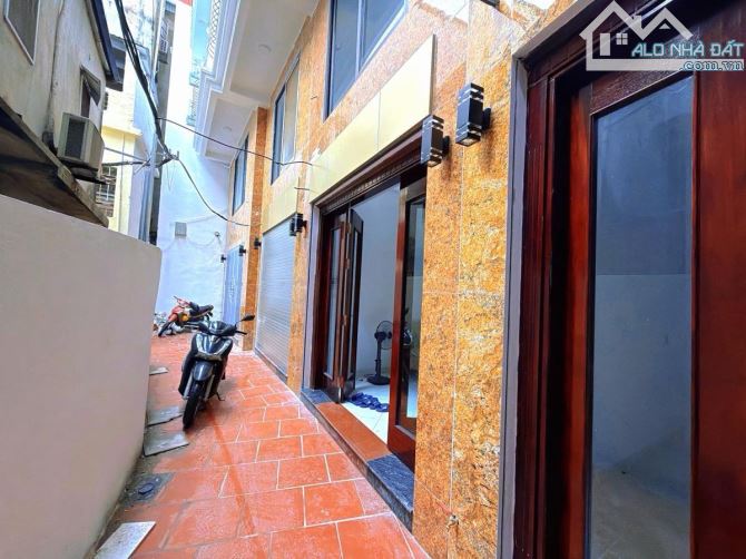 Bán nhà ngõ Thịnh Quang gần phố 32m 6 tầng mới đẹp ở ngay 8.5 tỷ - 4