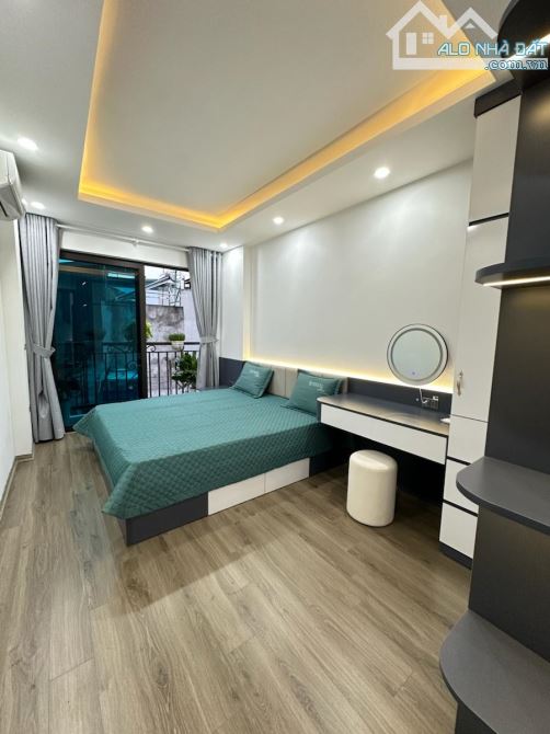 ĐÌNH ĐÔNG - BẠCH MAI - DÂN XÂY CHẮC CHẮN- 5T CẦU THANH ỐP ĐÁ - 3PN RỘNG - 20m ô tô - 9
