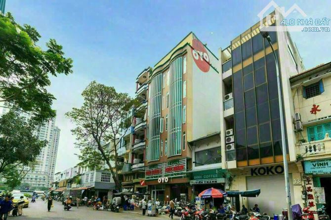 Bán nhà góc 2 MT Trần Não Quận 2 - 8x26m CN: 200m² - 4 tầng - Giá 40 tỷ giảm còn 34 tỷ