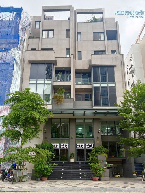 Bán tòa nhà hầm 6 tầng khu Đảo Kim Cương, Mặt tiền Bát Nàn, P. Bình Trưng, (16mx20m) 310m²