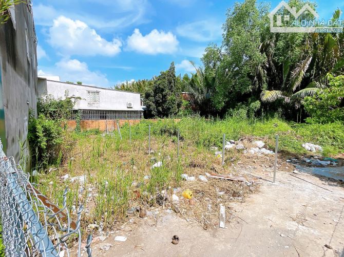 Bán 120m2 đất Lê Văn Lương, gần GS Metro city, đường xe hơi, giá chỉ 3.1 tỷ - 1