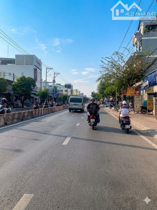 Huỳnh Tấn Phát - 2 Tỷ 590 - Lô Đất 31m² - Ngang 4m - Hẻm 4m - Có GPXD 3 Tầng - 2