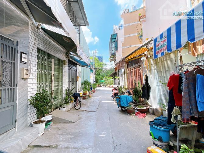 Bán 120m2 đất Lê Văn Lương, gần GS Metro city, đường xe hơi, giá chỉ 3.1 tỷ - 2