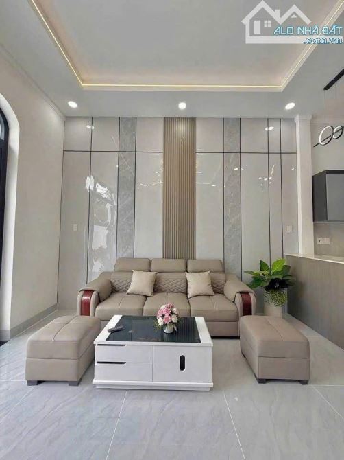 🏠 CHÍNH CHỦ GỬI BÁN CĂN CẤP 4 NẰM GẦN ĐƯỜNG ĐỒNG KHỞI - TRẢ TRƯỚC 400 TRIỆU SỞ HỮU NGAY - 2