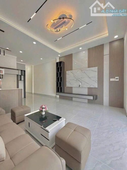 🏠 CHÍNH CHỦ GỬI BÁN CĂN CẤP 4 NẰM GẦN ĐƯỜNG ĐỒNG KHỞI - TRẢ TRƯỚC 400 TRIỆU SỞ HỮU NGAY - 3
